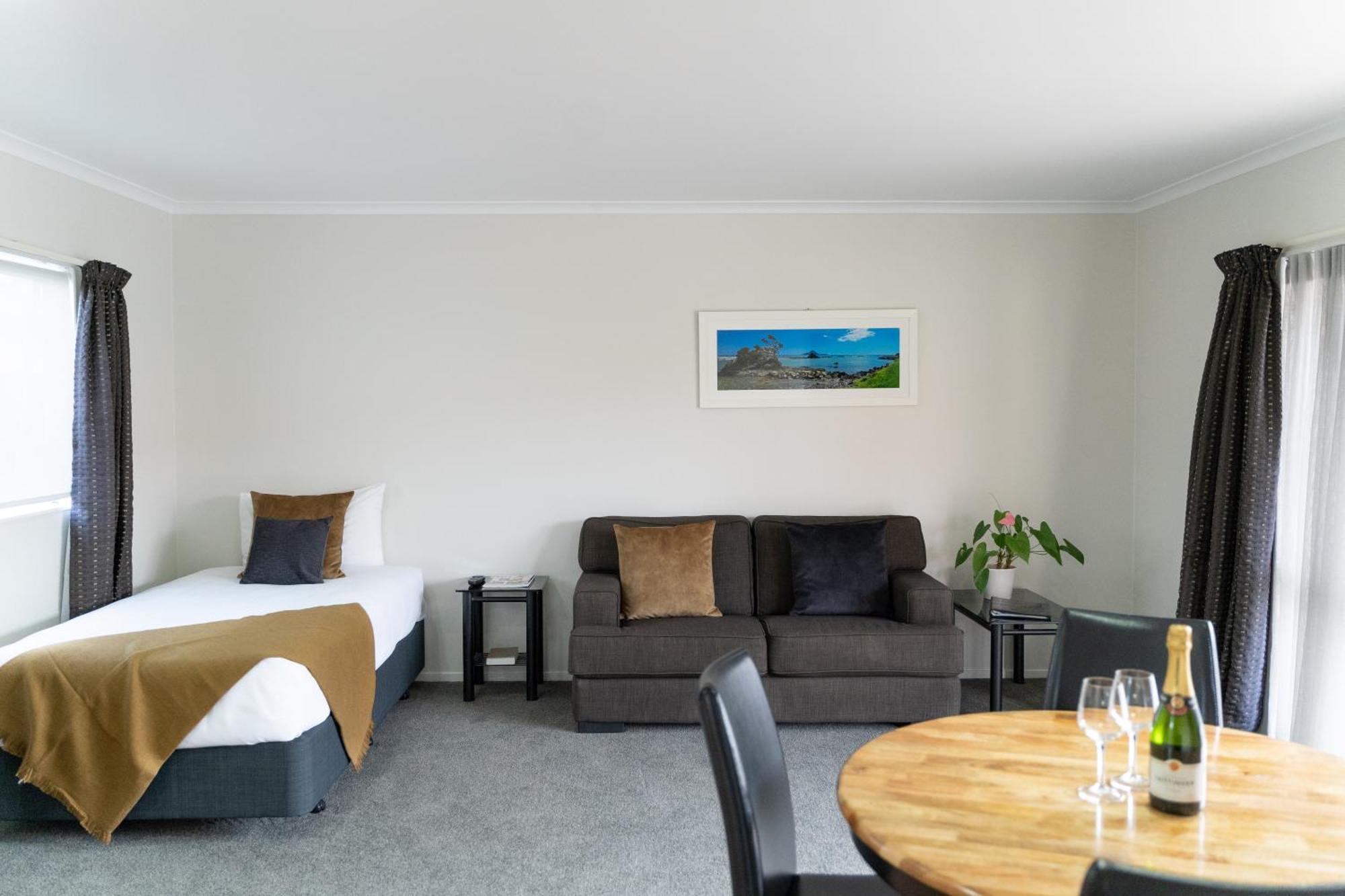 Pacific Coast Motor Lodge Whakatane Exterior photo